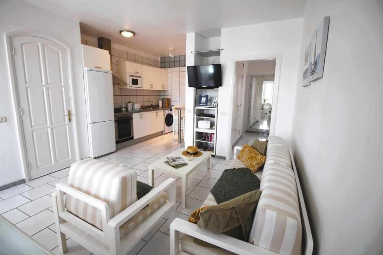 Nautic Apartment In Puerto Del Carmen Tias Bagian luar foto